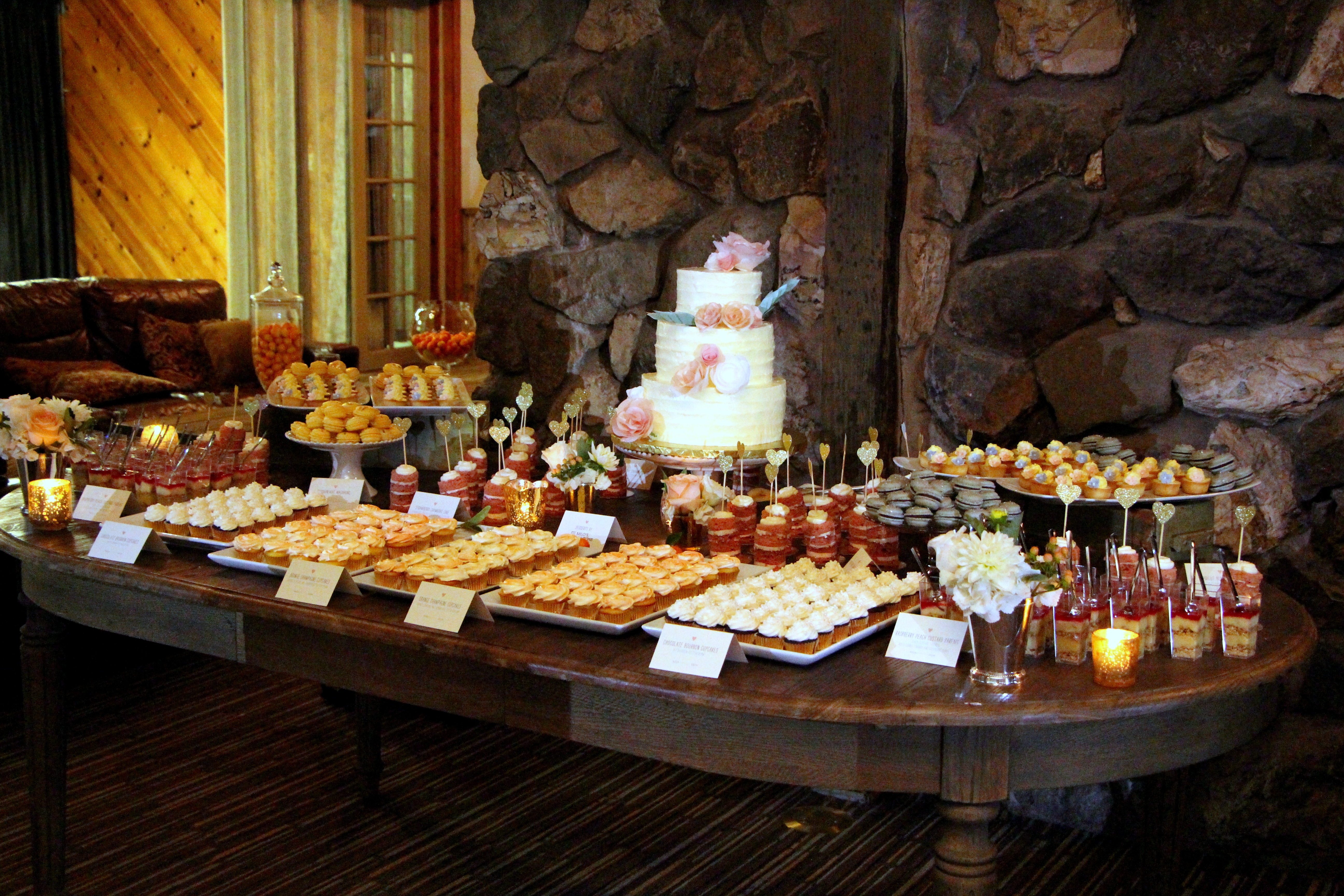 Sandy & Mike – Dessert Table